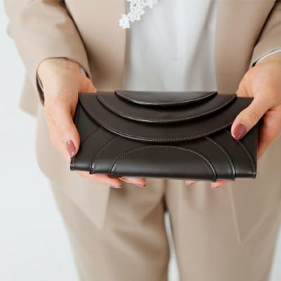 Gift ｜「irose」SLANT SHORT WALLET | ANOTHER LOUNGE