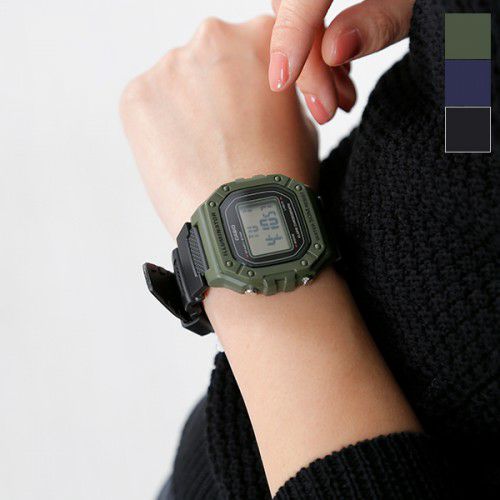 CASIO(カシオ)イルミネーターアラームスクエアデジタルウォッチ