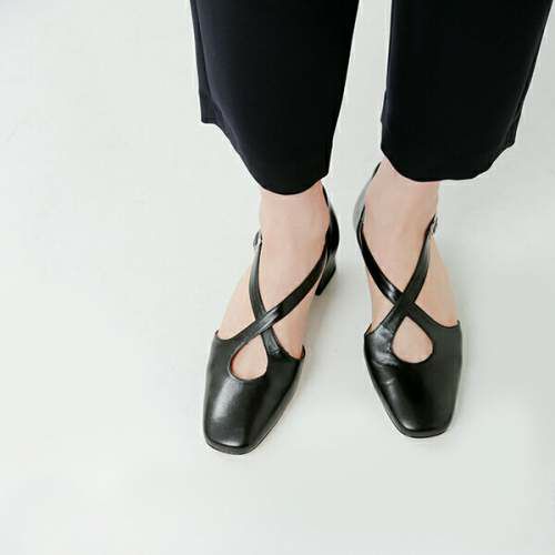 Mezzan Boutique(メザンブティック)aranciato別注クロスストラップ 