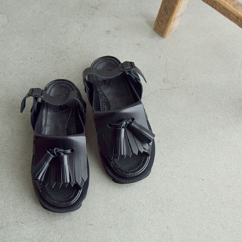 bench ベンチ レザーキルトタッセル付きバックストラップ シャーク 