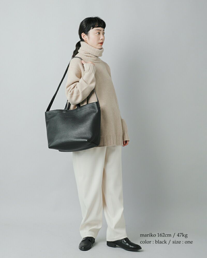 極美品 Aeta LE15 LEATHER SHOULDER TOTE M - ショルダーバッグ