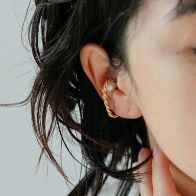 Aperdiem アペルディエム スワール パール イヤーカフ “Swirl Pearl Ear Cuff” 片耳用 81529113-rf  レディース | Piu di aranciato(ピウディアランチェート)