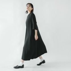 極美品】スタニングルアー ノースリーブAラインワンピース 黒色