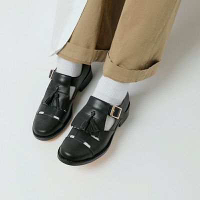 売り出し人気商品 Dr.Martens Delylah 38サイズ - 靴/シューズ