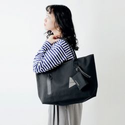 and wander アンドワンダー 防水 トートバッグ “PE/CO tote bag” 574