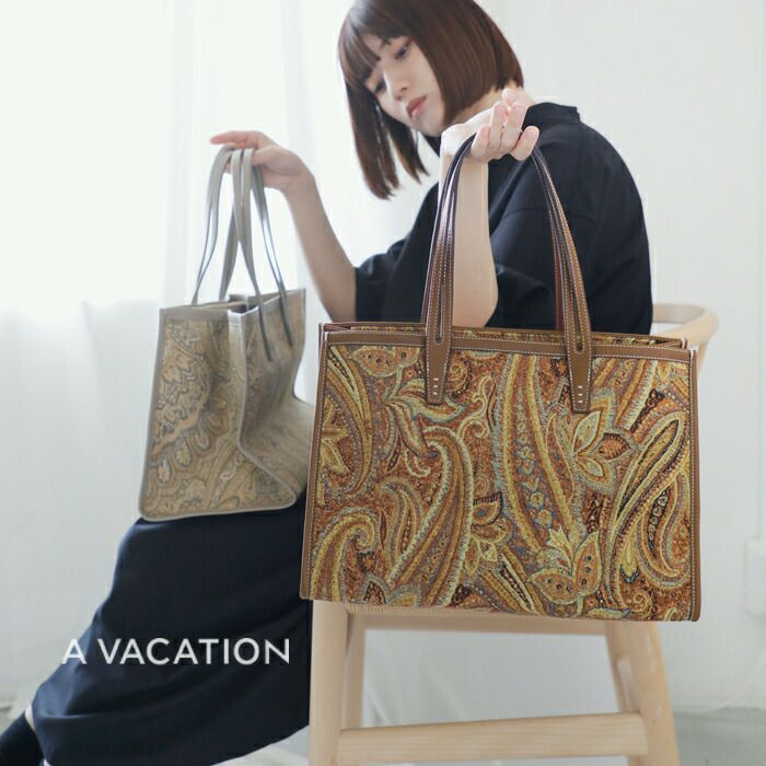 A VACATION ア ヴァケーション カウレザー ハンドル スクエア トートバッグ “CLUB BAG” 24aw-a76-ms 2024aw新作  レディース | Piu di aranciato(ピウディアランチェート)