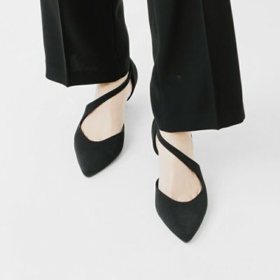 CATWORTH(キャットワース)レザーTストラップパンプス“Greek CATWORTH(キャットワース)レザーTストラップパンプス“Greek