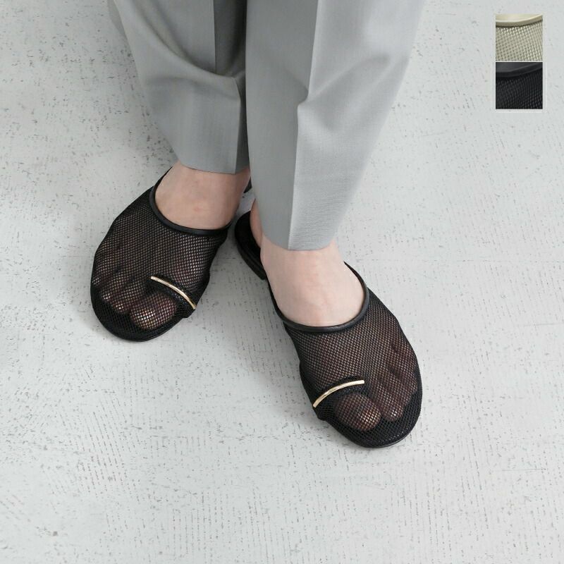 Kate black enamel メリージェーン ポインテッド パンプス