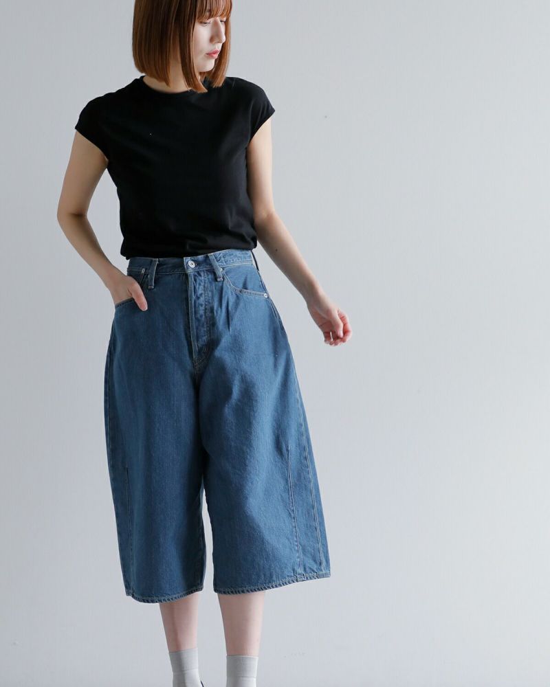 kolor ワイドクロップドデニムパンツ