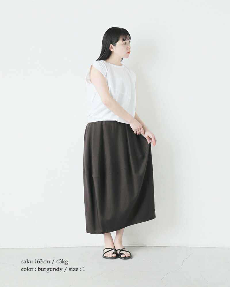 YLEVE イレーヴ ウール サージ プリーツ スカート “WOOL SURGE