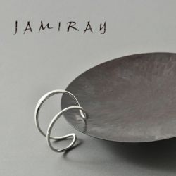 JAMIRAY ジャミレイ ライン スカルプチャー シルバー バングル