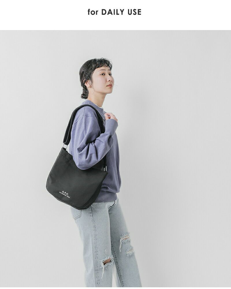 BESACE JOURNAL SMALL（ショルダーバッグ）｜A.P.C.