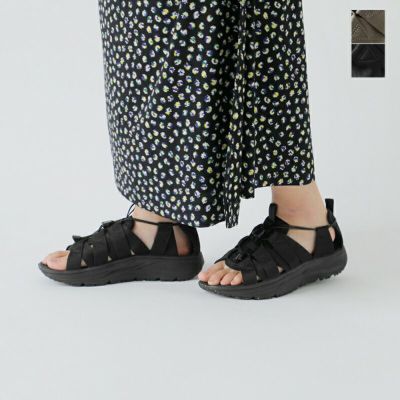 SUICOKE(スイコック)メッシュプラットフォーム オープントゥサボ