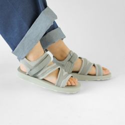 SUICOKE スイコック ビブラム ソール ベルクロ ストラップ
