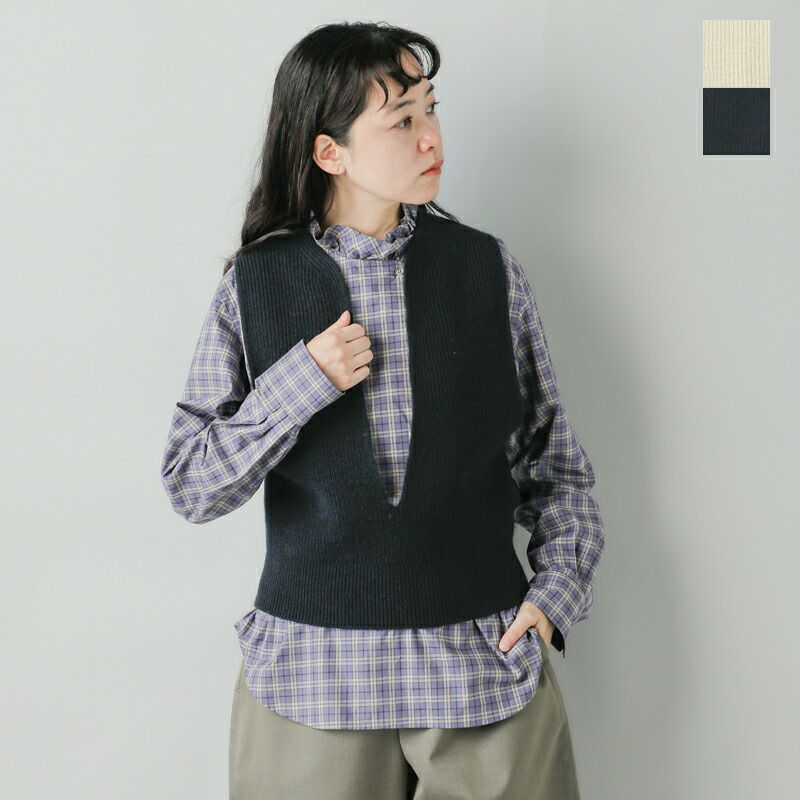 新規購入 ウールヤーン ロエフ LOEFF 畔編 8818 ベスト スリットネック トップス