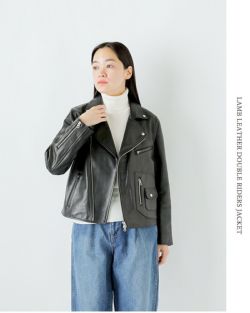 カズちゃん様！ライダーズジャケットレディ新品未使用と花柄セットアップドレスの2点 カズちゃん様！ライダーズジャケットレディ新品未使用と花柄