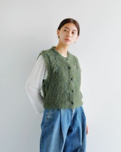 Eaphi FLUFFY PEPLUM VEST ベージュ ベスト eaphi FLUFFY PEPLUM VEST ベージュ Eaphi FLUFFY PEPLUM VEST