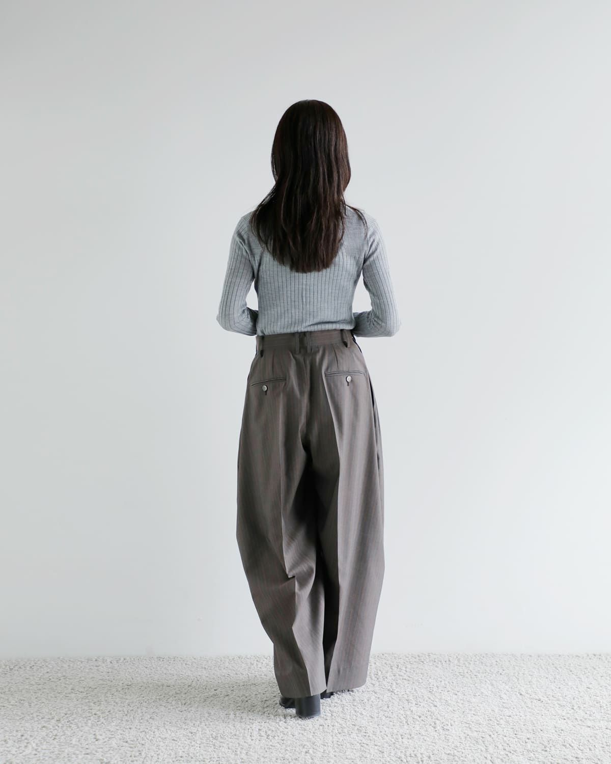 000000046609-09-l.jpg?t=