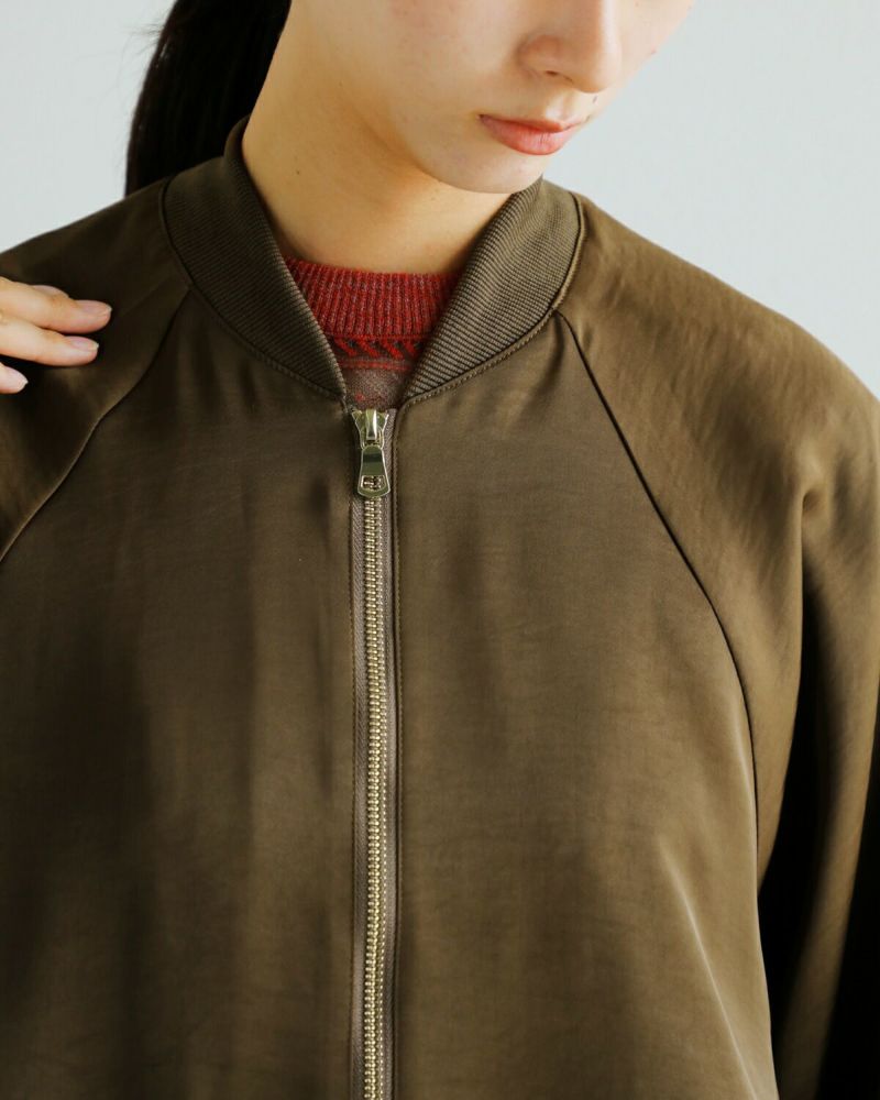 CHIGNON シニヨン サテン ボリューム ブルゾン 4654-033mk-ms