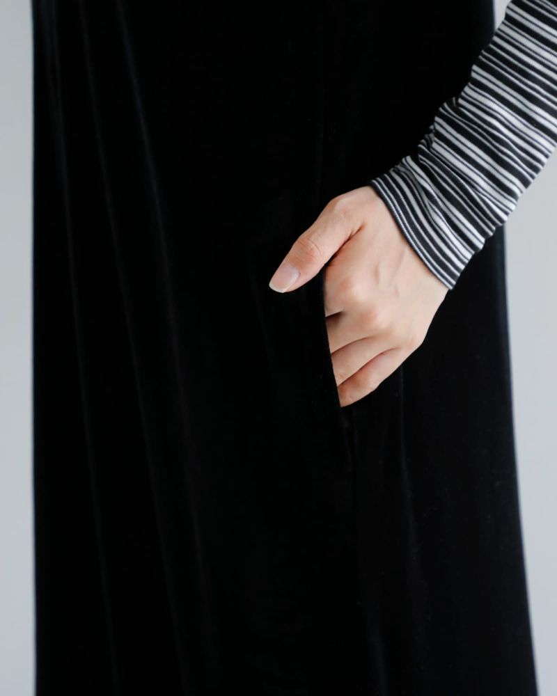 anuke アンヌーク ベロア Uネック ワンピース “Velour Uneck Onepiece