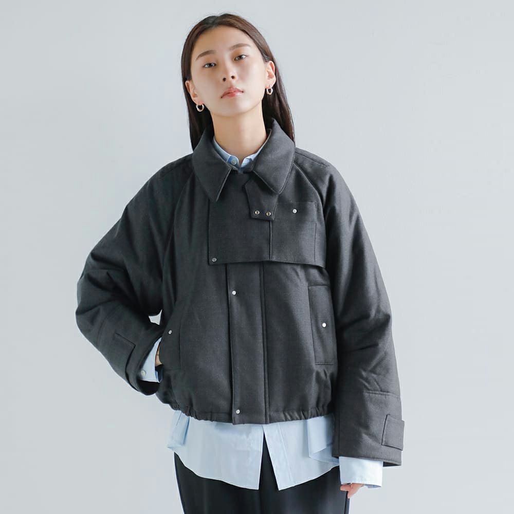 ELLIE★未使用品★ヘリンボーンブルゾン★ブラック 3こ1】【40%OFF】Hella ヘラ ウール混 ガンフラップ ブルゾン “GUN