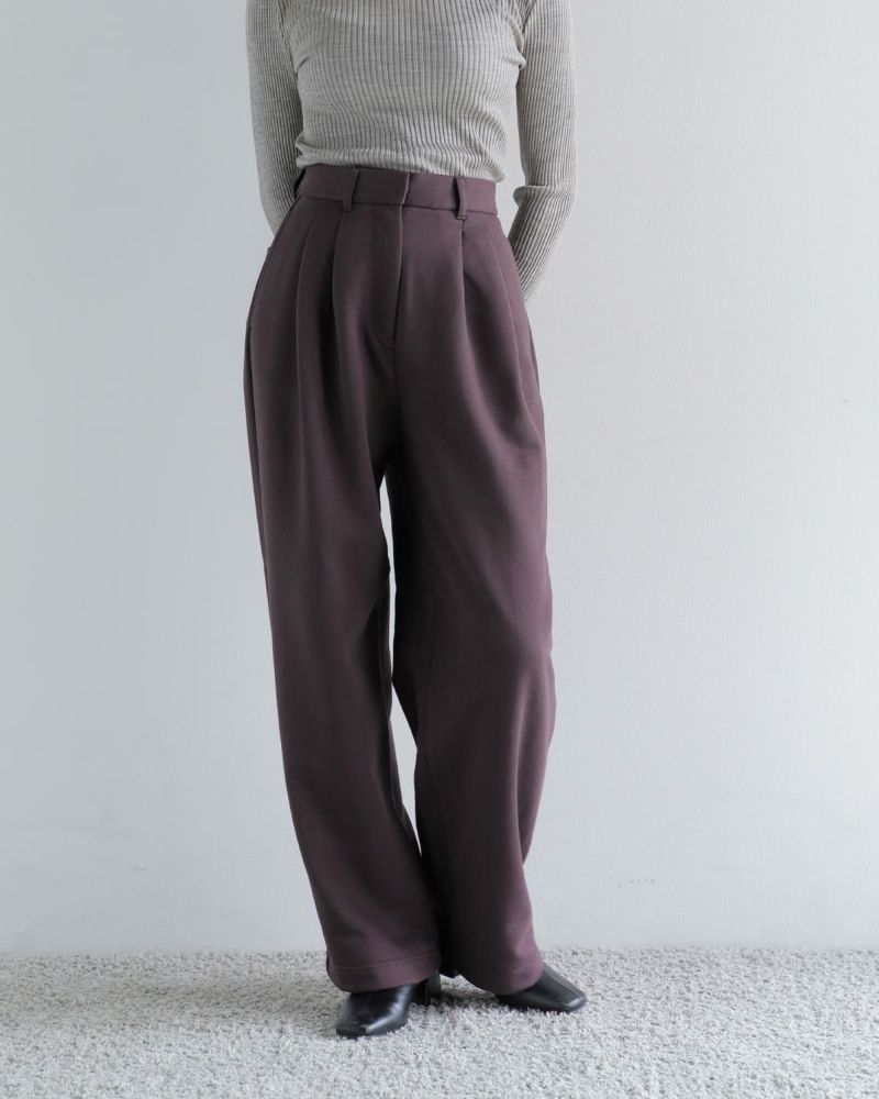 CLANE スエットパンツ　タグ付き未使用 CLANE スエットパンツ タグ付き未使用 TWO TUCK SWEAT PANTS｜CLANE