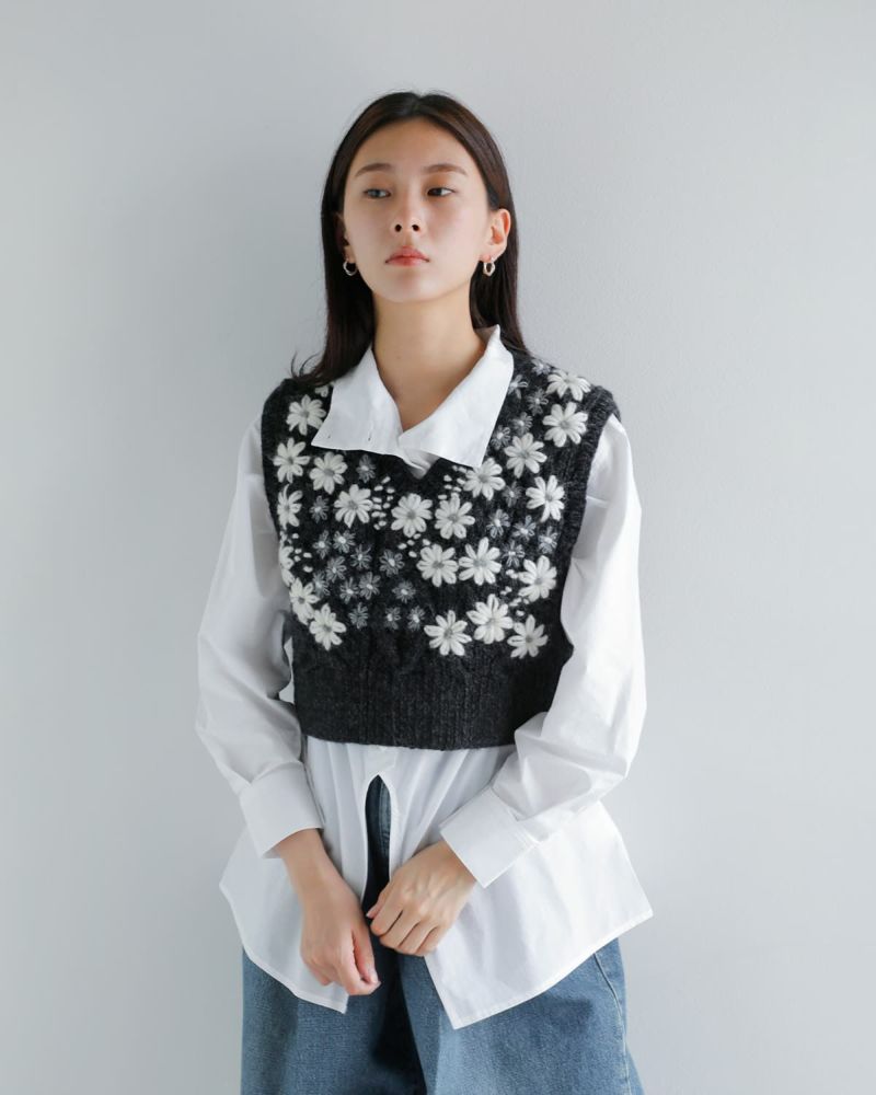 Pheeta フィータ フラワー刺繍 ニット ベスト “Clara” ph014c-hn1